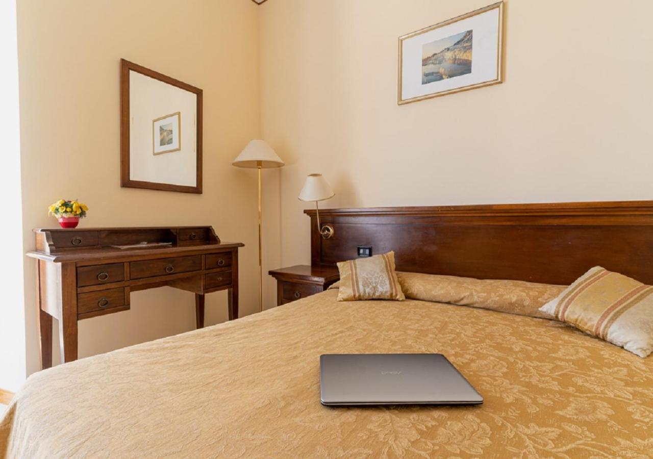 Hotel Villa Delle Rose Oristano Eksteriør bilde