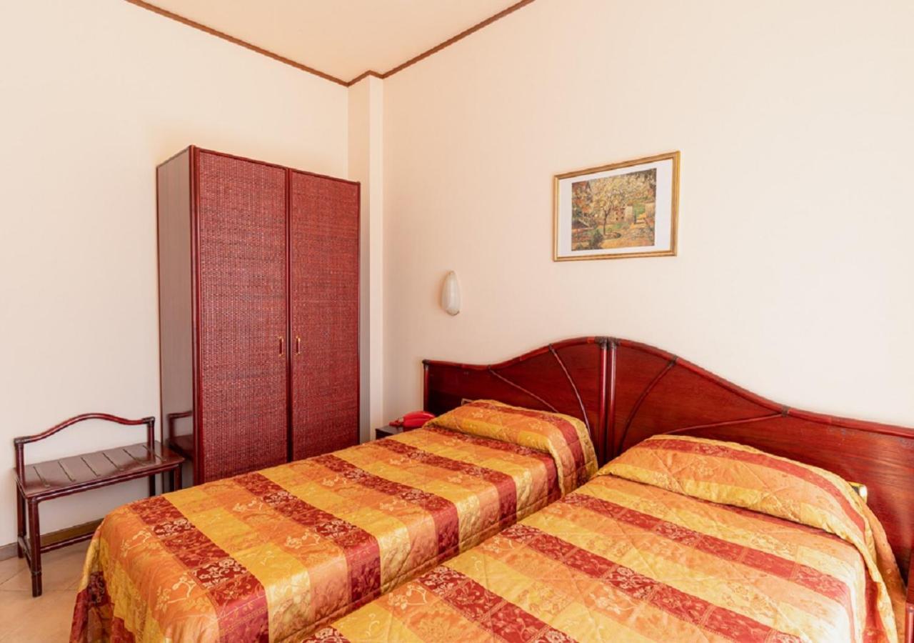 Hotel Villa Delle Rose Oristano Eksteriør bilde