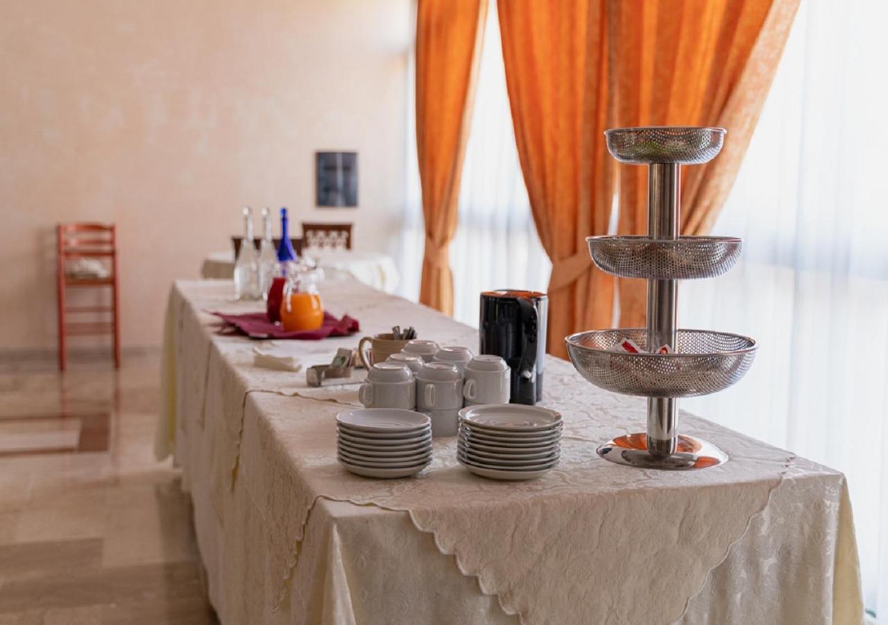 Hotel Villa Delle Rose Oristano Eksteriør bilde