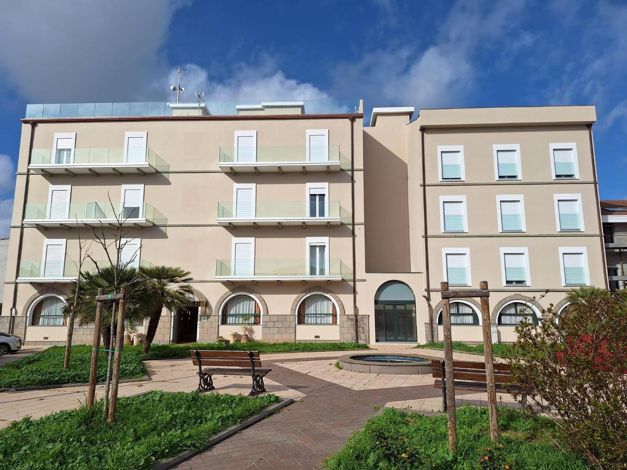 Hotel Villa Delle Rose Oristano Eksteriør bilde