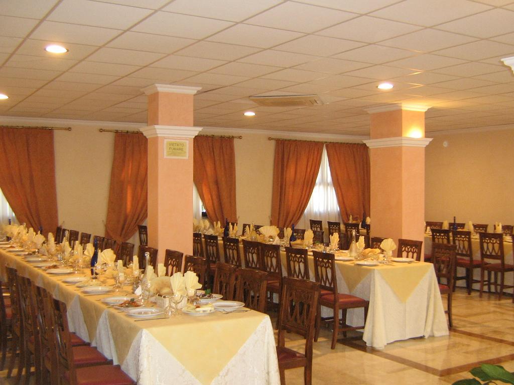 Hotel Villa Delle Rose Oristano Eksteriør bilde